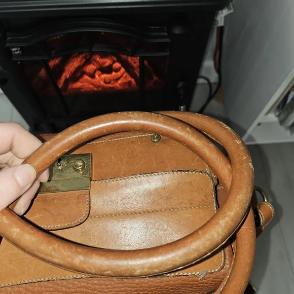 🦆Vintage Dooney & Bourke Doctor Bag Satchel British Tan Crossbody🦆 - Picture 6 of 11